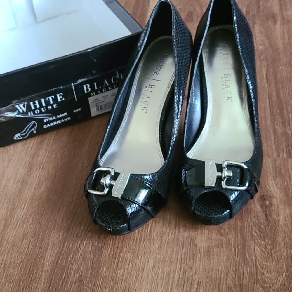 Whbm Carrie Ann sexy black pumps-